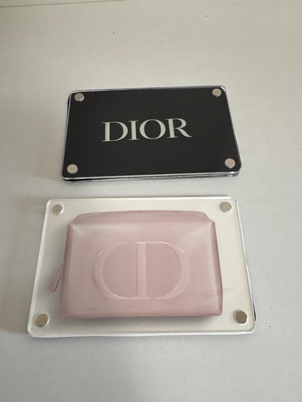 2 PCs Set of Acrylic Magnetic Frames